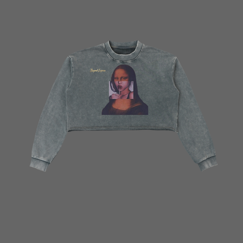 Snow Washed Raw Edge Cropped Sweatshirt